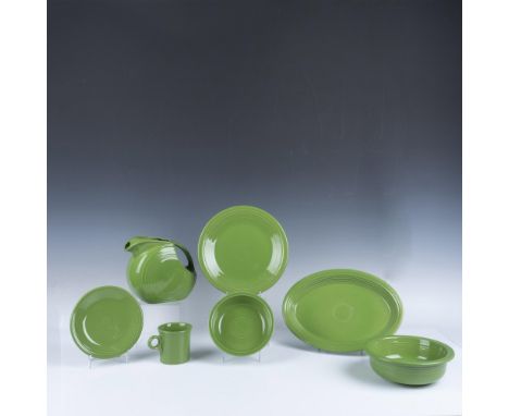 Assortment of a vivid China set consisting of an oval serving platter (13.75"W x 1.75"H), a large dinner plate (10.5"W x 1.25