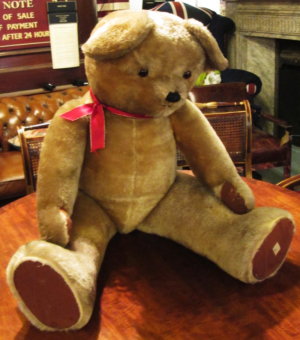 CHAD VALLEY TEDDY BEAR, circa 1970, 96cm H.