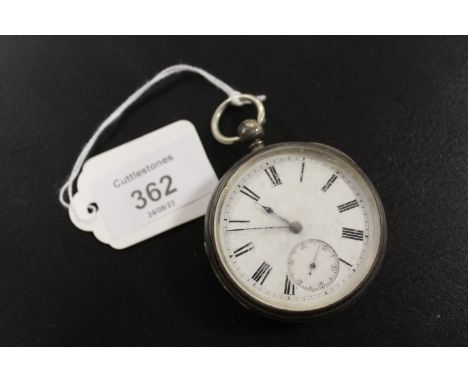 A HALLMARKED SILVER OPEN FACE MANUAL WIND POCKET WATCH 