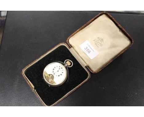 A HALLMARKED SILVER HEBDOMAS PATENT EIGHT DAYS SWISS MADE OPEN FACED MANUAL WIND POCKET WATCH IN FITTED CASE 