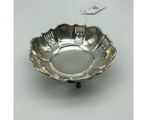 A Birmingham silver pierced three foot trinket bowl [9cm in diameter] 