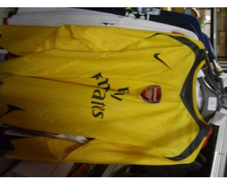 2006/07 Arsenal, a match worn, away, Champions League, Yellow Shirt, as worn by Hoyte, Number 31 on reverse.  The shirt has b