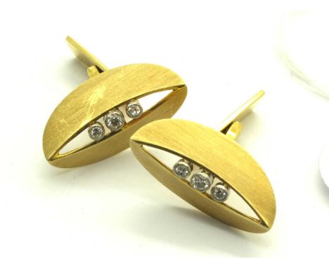 A Pair of 18ct Gold Diamond Set Cufflinks, of boat shape, CJLd, London import mark, the brilliant cut diamonds, graduated col