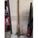 WOOD HANDLE PRY LEVER BAR DOLLY