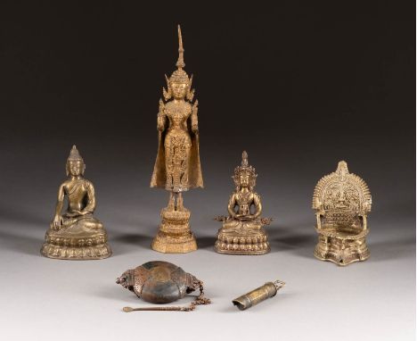   SECHSTELIGES KONVOLUT     Thailand, Tibet, etc., 19. bis 20. Jh.     Metalle, u.a. Bronze. H. 11 cm-32,5 cm. Part. best., m