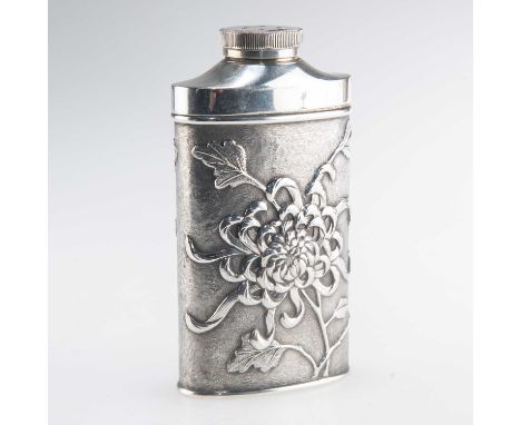 A CHINESE EXPORT SILVER TALCUM POWDER FLASK mark of Luen Wo, Shanghai, late 19th/early 20th Century, oval section with swivel