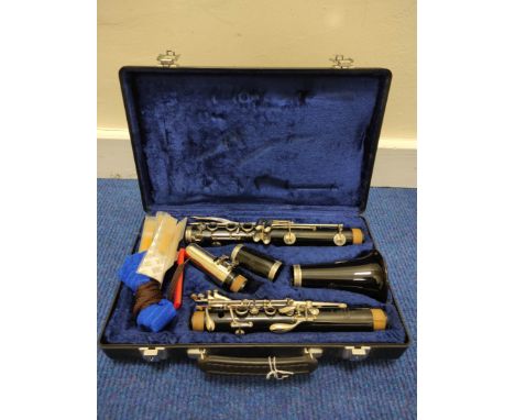 Moderna student clarinet by Buffet Crampon &amp; Co.&nbsp; Paris, plastic construction, in fitted hard case with accessories.