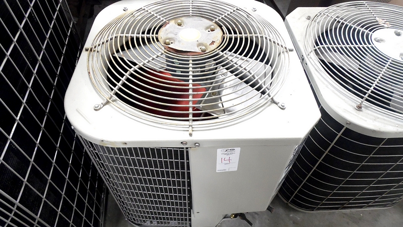 ARI AIR CONDITIONING UNIT