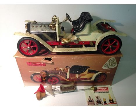 Mamod SA1 Steam Roadster, includes steering rod and leaflet. Overall F, requires a clean, in G/F box with inner card.