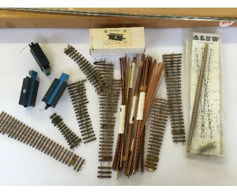 SCALEWAY - 14 lenghts ot Type J NS Mark 2 00 Track (mainly Mint), several lenghts of NS scale rail and a tray containing Scal