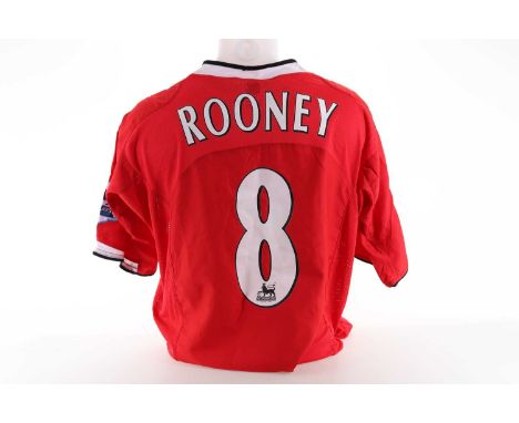 WAYNE ROONEY OF MANCHESTER UNITED F.C., SIGNED JERSEY, loose, ROONEY 8 verso, with COAsize XL