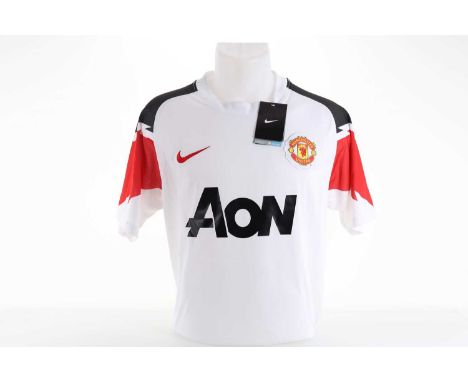 DIMITAR BERBATOV OF MANCHESTER UNITED F.C., SIGNED JERSEY, loose, BERBATOV 9 verso, Nike tag, with COAsize M