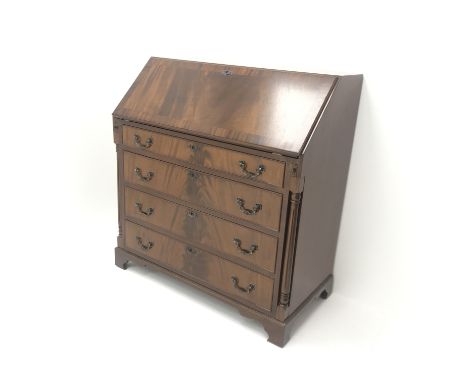Quality Georgian style cross banded mahogany bureau, fall front enclosing fitted interior above four graduating drawers, shap
