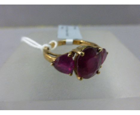 9ct Three Stone Ruby Ring
