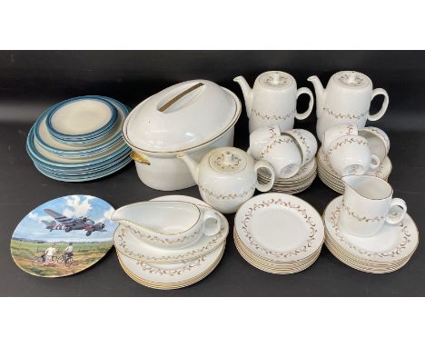 Royal Worcester Verona pattern part tea &amp; dinner service with 2 coffee pots, Royal Worcester tureen, Wedgwood plates &amp