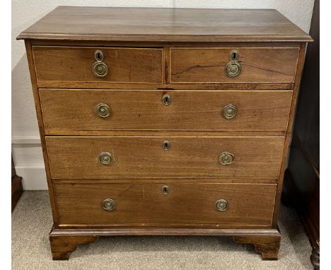 Georgian mahogany chest of drawers on bracket feet with ring handles &amp; box wood stringing to the drawers Ht 91cm D 47cm W