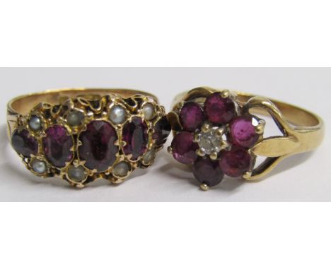 2 x 9ct gold rings - 6 stone amethyst with central diamond daisy, ring size L, 2.9g &amp; 5 stone graduated amethyst with see