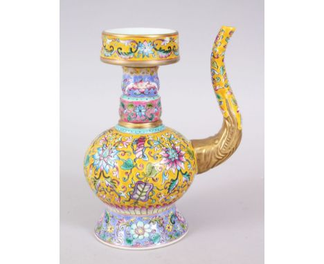 AN UNUSUAL EARLY 20TH CENTURY CHINESE PORCELAIN LIDDED EWER FOR A BUDDHIST ALTAR ( BUMPA HU ), finely decorated with bright e