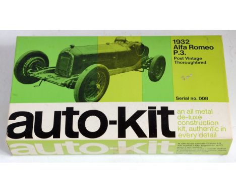 A Wills Finecast Vintage Autokit range white metal kit for a 1932 Alfa Romeo P3 racing car, appears as issued (1/24 scale)