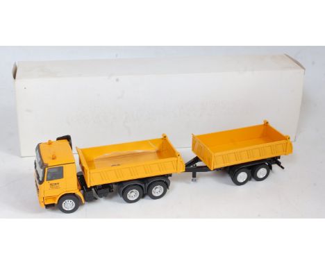 A mixed scale boxed commercial vehicle diecast group to include a Conrad 1/50 scale No. 40149 Heffner Mercedes Actross tipper