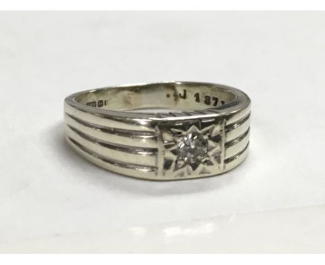A 9 carat gold signet ring, 4.6g, N/O. Postage category A