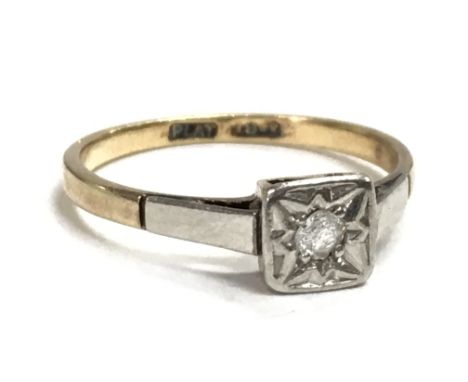 A vintage 1930s 18ct gold platinum ring, M/N, 2.2g. Postage category A