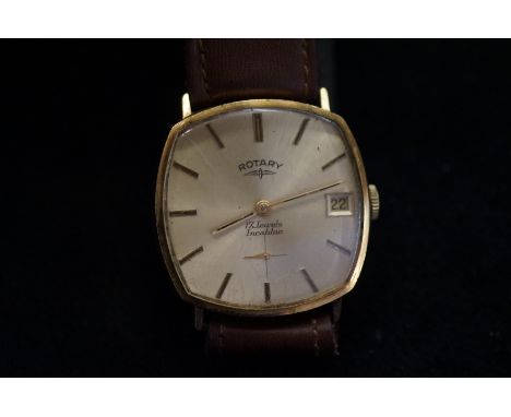 9ct Gold cased vintage Rotary wristwatch with sub second dial &amp; date app at 3 o clock with original box &amp; original gu