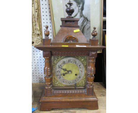An oak case mantle clock, Smith Enfield, total height 19ins&nbsp;