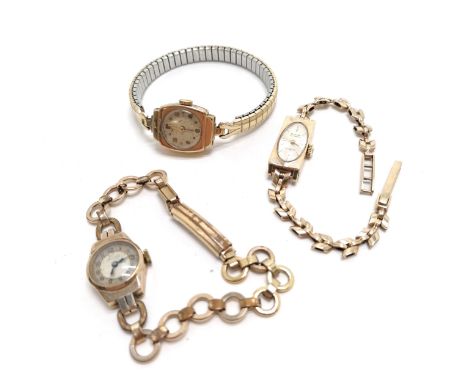 9ct marked gold ladies Avia manual wind wristwatch on a 9ct gold bracelet (11.6g total weight) t/w 2 x 9ct gold cased ladies 