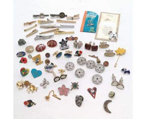 Qty of badges, tieslides, cufflinks, Agatha scottie dog pendant, enamel terrier brooch etc - SOLD ON BEHALF OF THE NEW BREAST