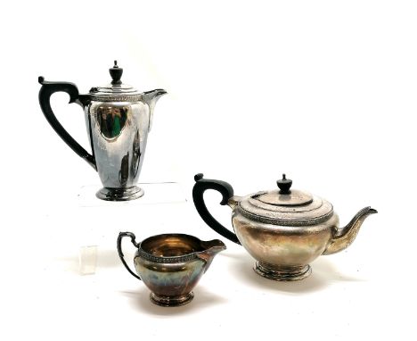 Silver 3 piece tea set by Daniel George Collins - total weight 1027g ~ water jug 19cm high &amp; the teapot lid is slightly s