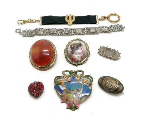 Qty of antique jewellery inc Art Nouveau floral brooch (5.5cm drop &amp; slight a/f), gold tortoiseshell pique, continental e