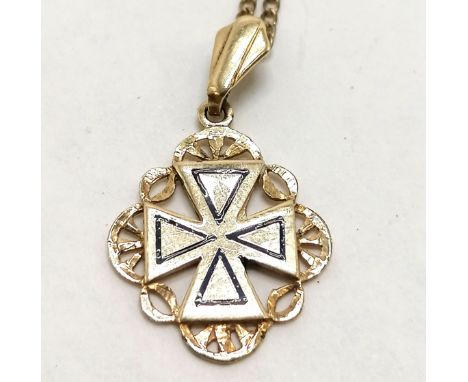 Gold cross pendant with blue enamel detail indistinctly marked (touch tests as 14ct gold) on a metal chain - pendant approx 2