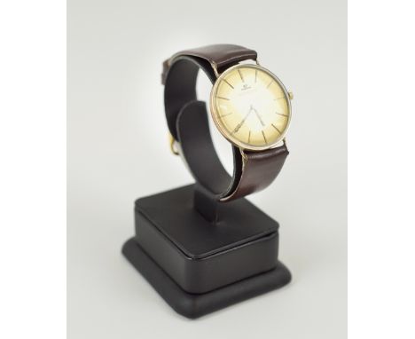 JAEGER LECOULTRE GENTS WRIST WATCH, the dial with gilt batons.