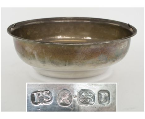 SILVER SERVING BOWL, George III, of oval form, London 1792, maker Paul Storr, weight 22.50 ozt, 29cm L x 20cm W x 10.5cm H.