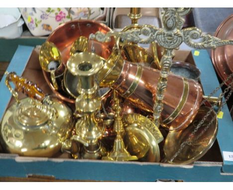 A tray of copper and brass to include a set of balance scales, coal bucket etc