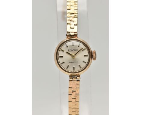 A LADYS 'ROAMER' WRISTWATCH, manual wind, round silver dial signed 'Roamer Incabloc', baton markers, black hands, within a po
