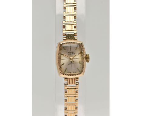 A LADYS 'AVIA' WRISTWATCH, manual wind, rounded rectangular dial signed 'Avia 17 jewels, Incabloc', baton markers, gold hands