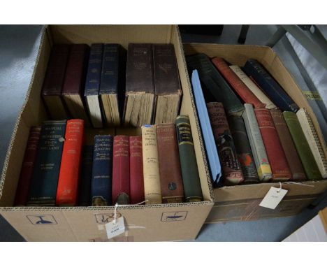 A selection of hardback and other books, primarily relating to science, titles including: Manual of Surgical Anatomy, by Bees