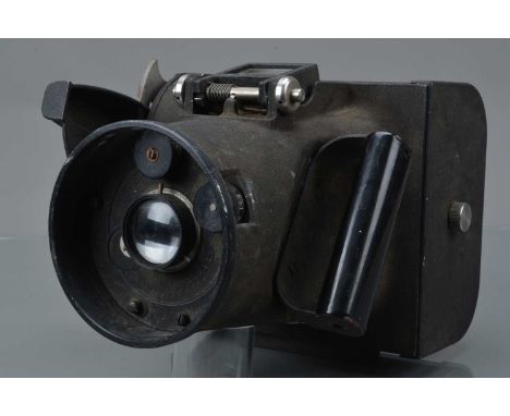 A Folmer Graflex K20 Aircraft Camera, serial no AC 43-567, shutter working, body G, with Ilex Paragon Anastigmat 183mm f//4.5