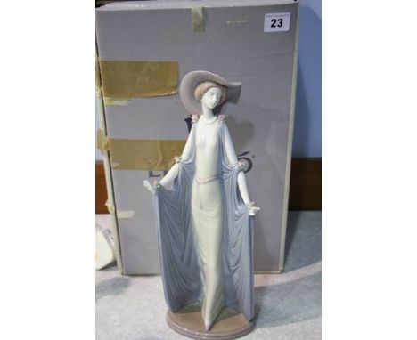 Lladro figurine