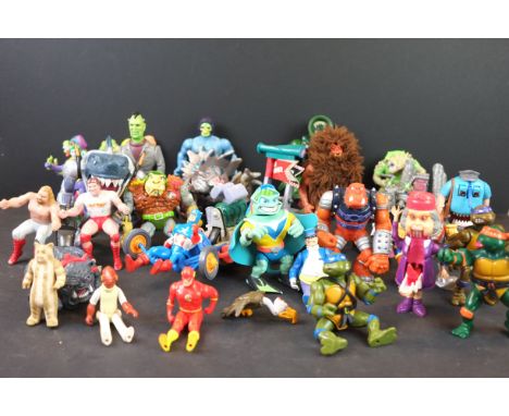 28 1980/90s figures to include 8 x Playmates Teenage Mutant Ninja Turtles, 3 x Kenner The Real Ghostbusters, 2 x Street Shark