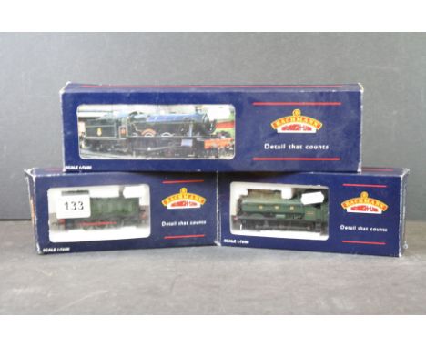 Three boxed Bachmann OO gauge locomotives to include 31777 Modified Hall 6962 Soughton Hall GW Lined green, 31338 04 Diesel S