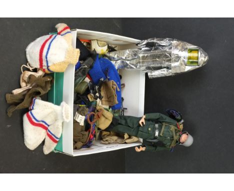 Pailtoy Action Man to include 2 x figures, clothing, weapons and accessories 