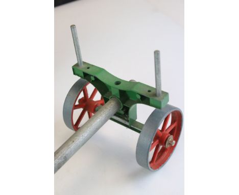 Mamod TE1A steam engine plus a Mamod log trailer, some wear but gd overall 