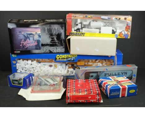 Nine boxed diecast models to include Smart Toys Construction, Joal Compact, Corgi, Virgin Air, DAF, etc 