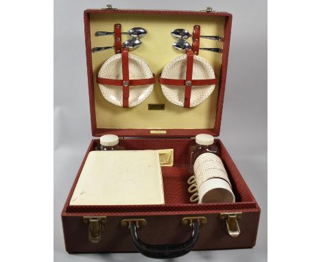 A Vintage Hudson's Picnic Set 