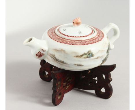 A GOOD MID 20TH CENTURY CHINESE FAMILLE ROSE PORCELAIN TEAPOT, the body of the poet with landscape views, the verso with Chin