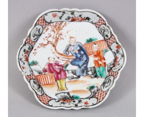 A 19TH CENTURY CHINESE FAMILLE ROSE PORCELAIN TEA POT STAND, decorated with scenes of figures exterior, 13cm diameter.