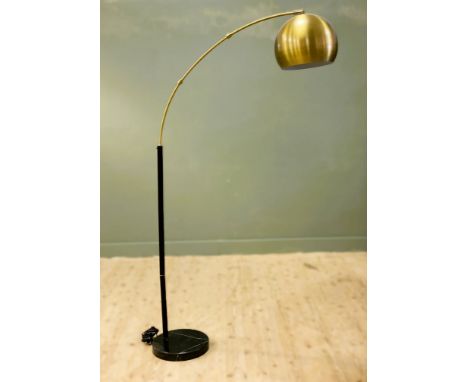 A modern brushed brass and anodised metal Gazzini adjustable arched floor lamp on black marble base (h.192cm base d.30cm)